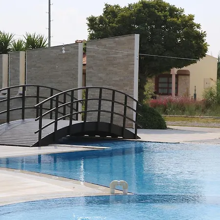 Konvoy & The Country Club منزل ريفي سفيريهيسار