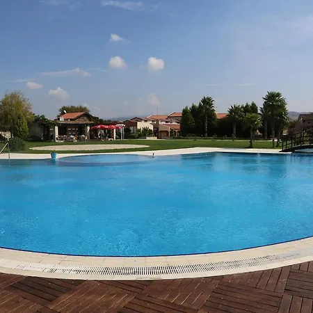 Konvoy & The Country Club * سفيريهيسار