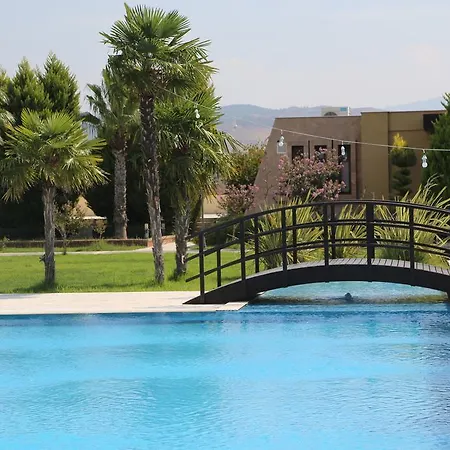 منزل ريفي Konvoy & The Country Club سفيريهيسار