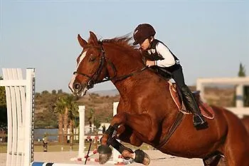منزل ريفي Konvoy & The Country Club *
