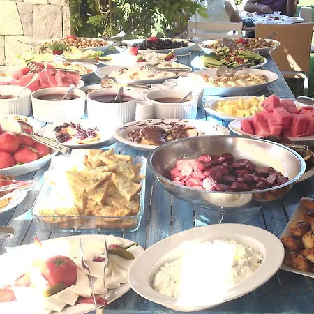 منزل ريفي Konvoy & The Country Club *