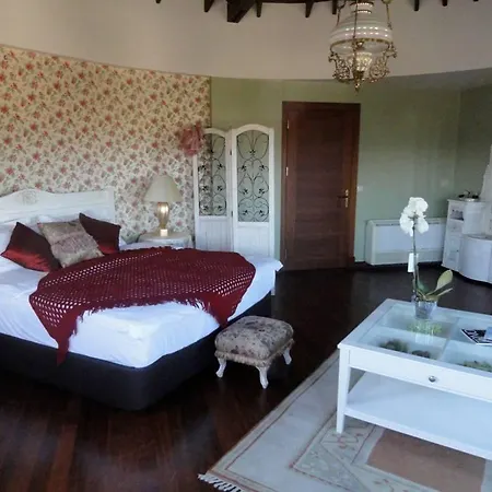 Konvoy & The Country Club سفيريهيسار