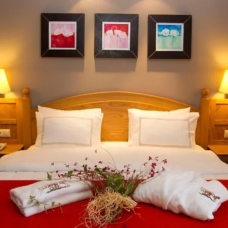 Kır Evi Konvoy & The Country Club Seferihisar